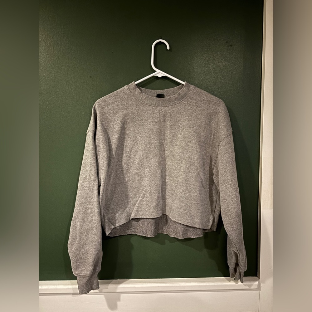 Gray Women's Cropped Sweatshirt